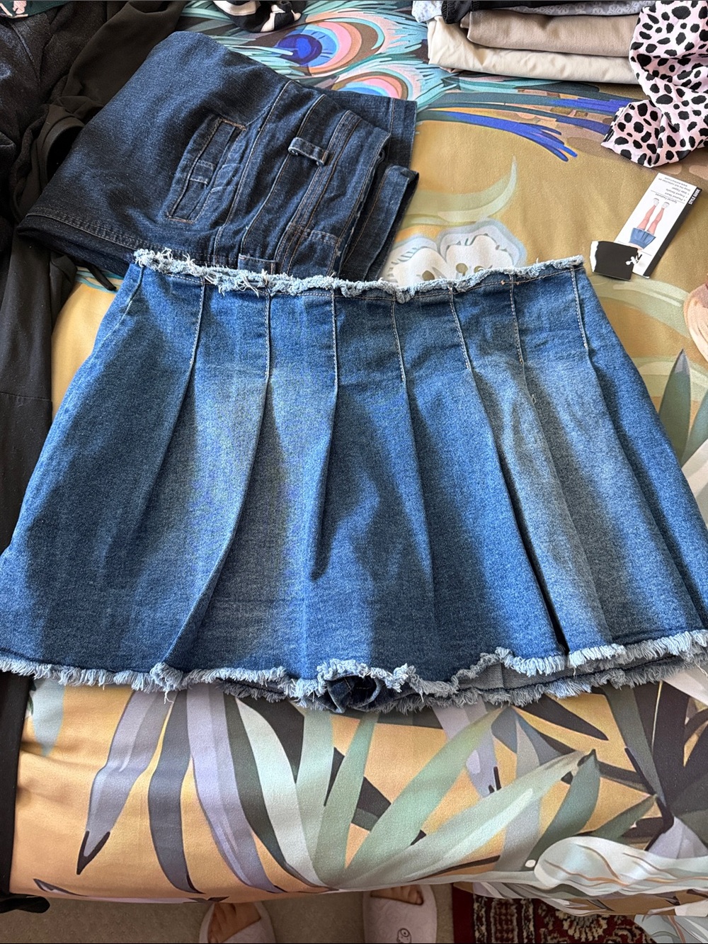 Blue Denim Pleated Mini Skirt with Frayed Hem